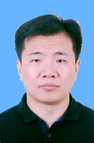 李坤.png